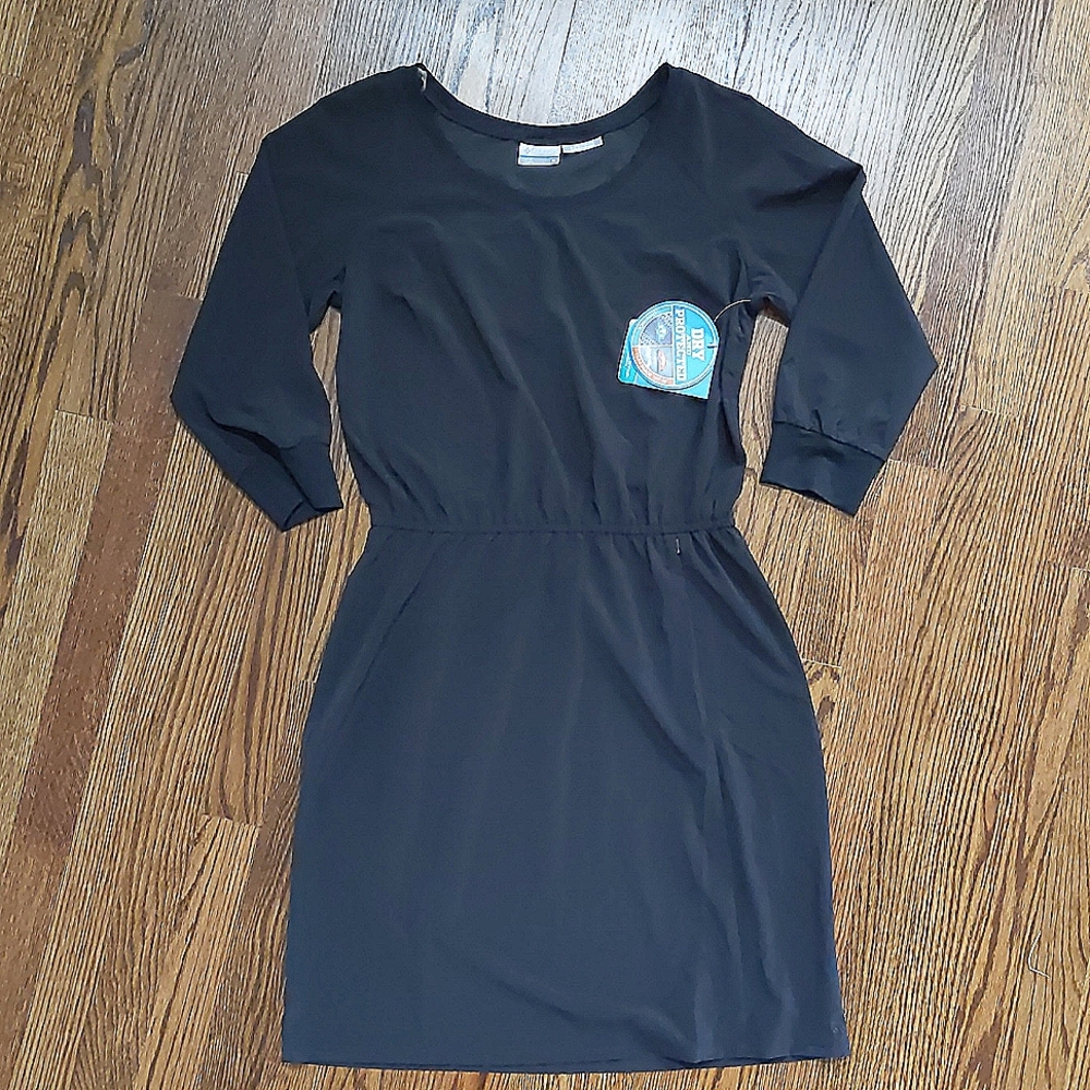 Columbia Global Adventure dress -3/4 sleeve
